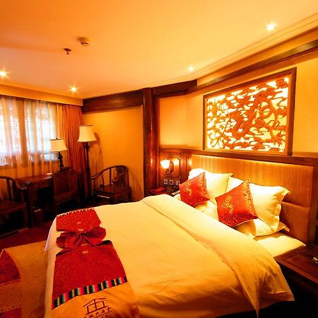 Lijiang Jinfu Hotel Екстериор снимка