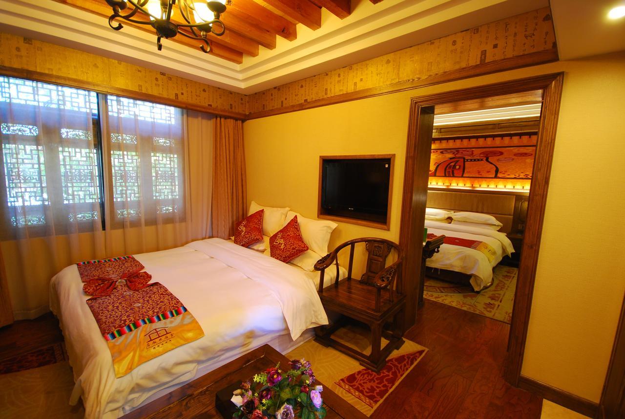 Lijiang Jinfu Hotel Екстериор снимка