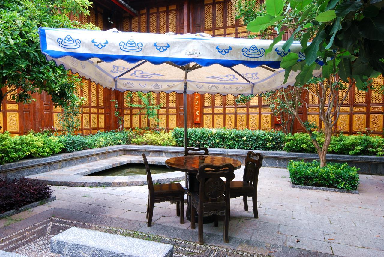 Lijiang Jinfu Hotel Екстериор снимка