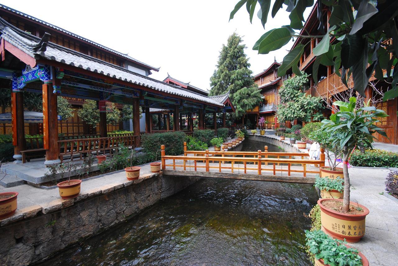 Lijiang Jinfu Hotel Екстериор снимка